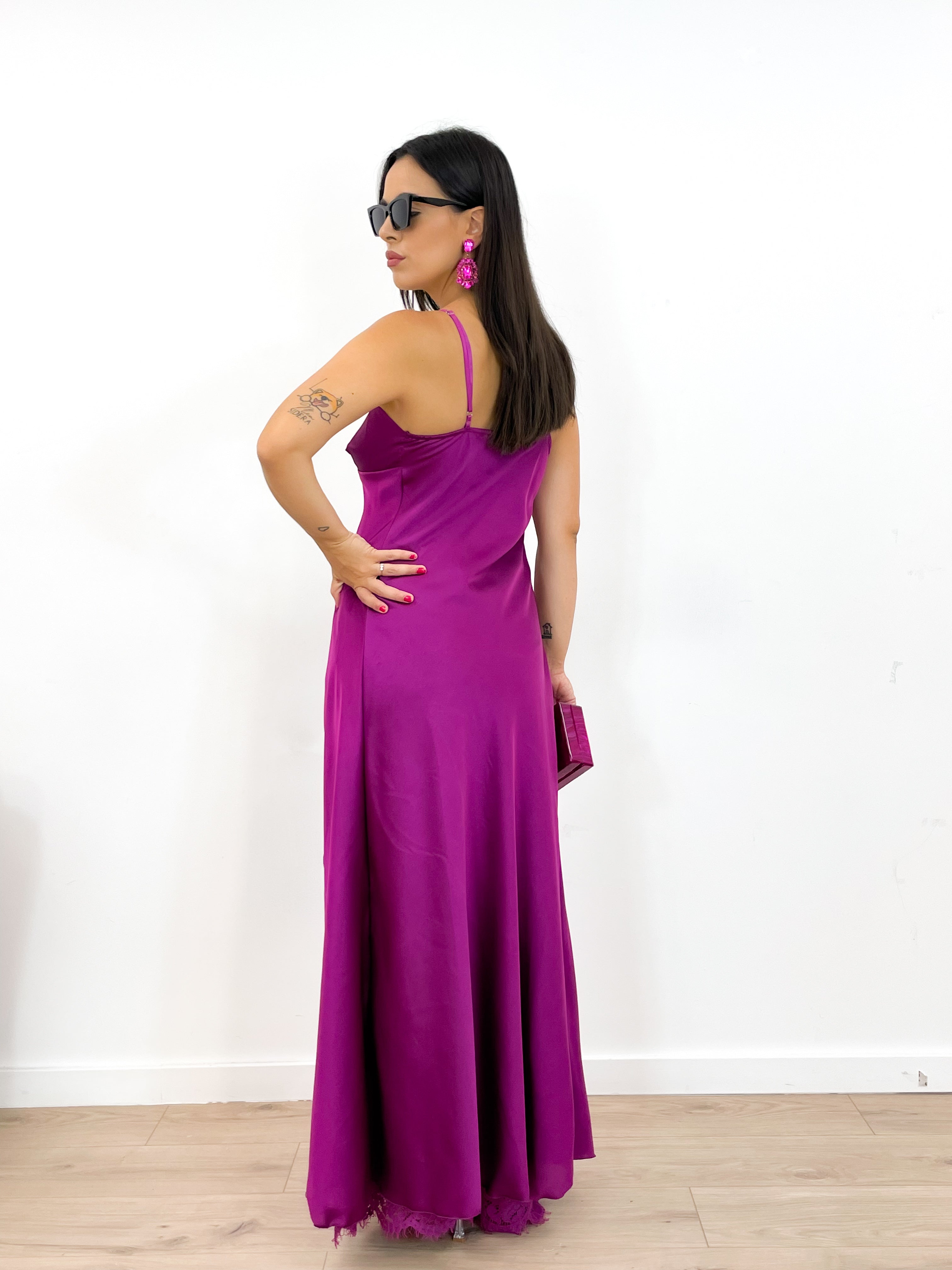 Orecchini pendente magenta