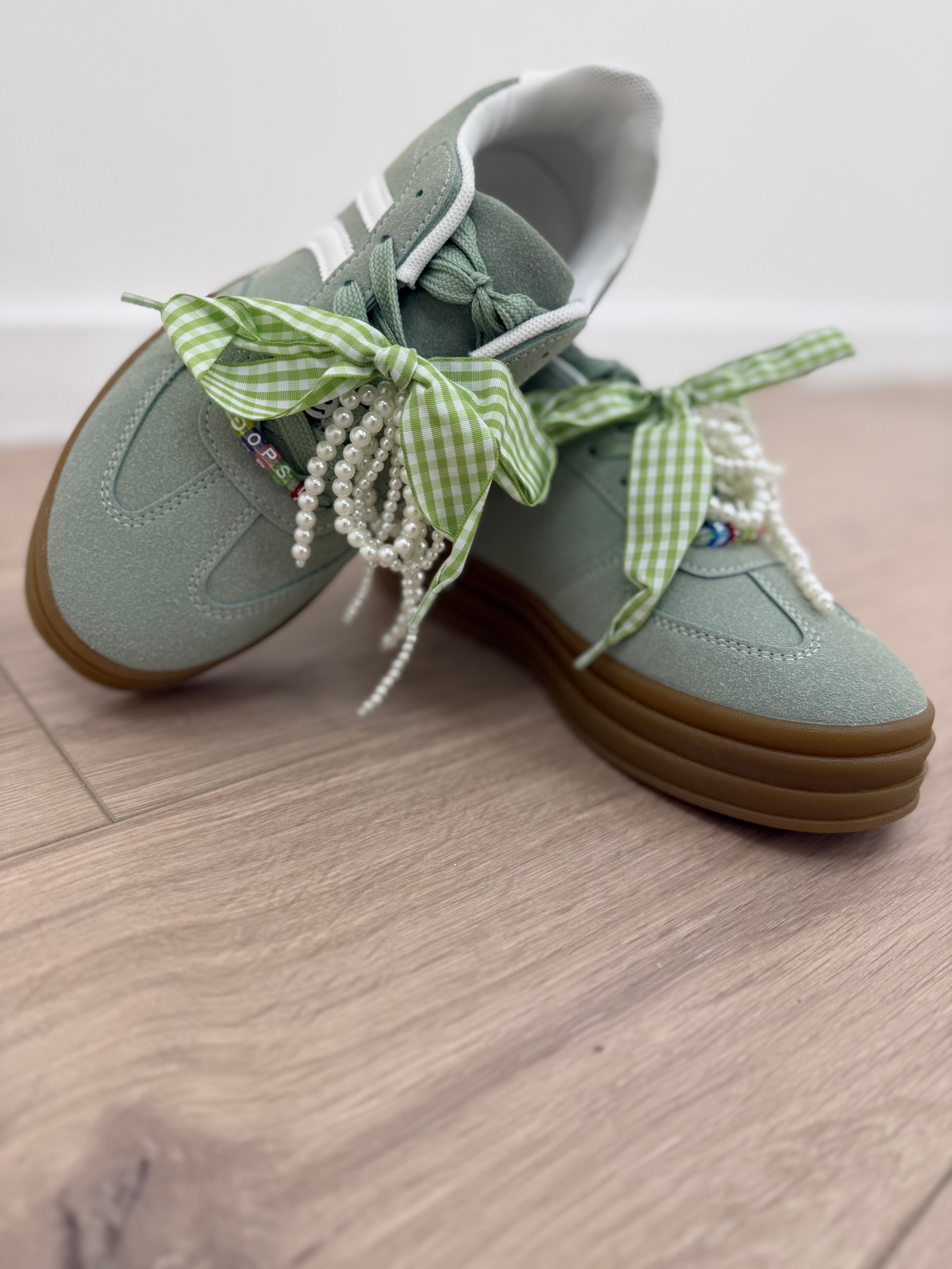 SNEAKERS CHARM VERDE
