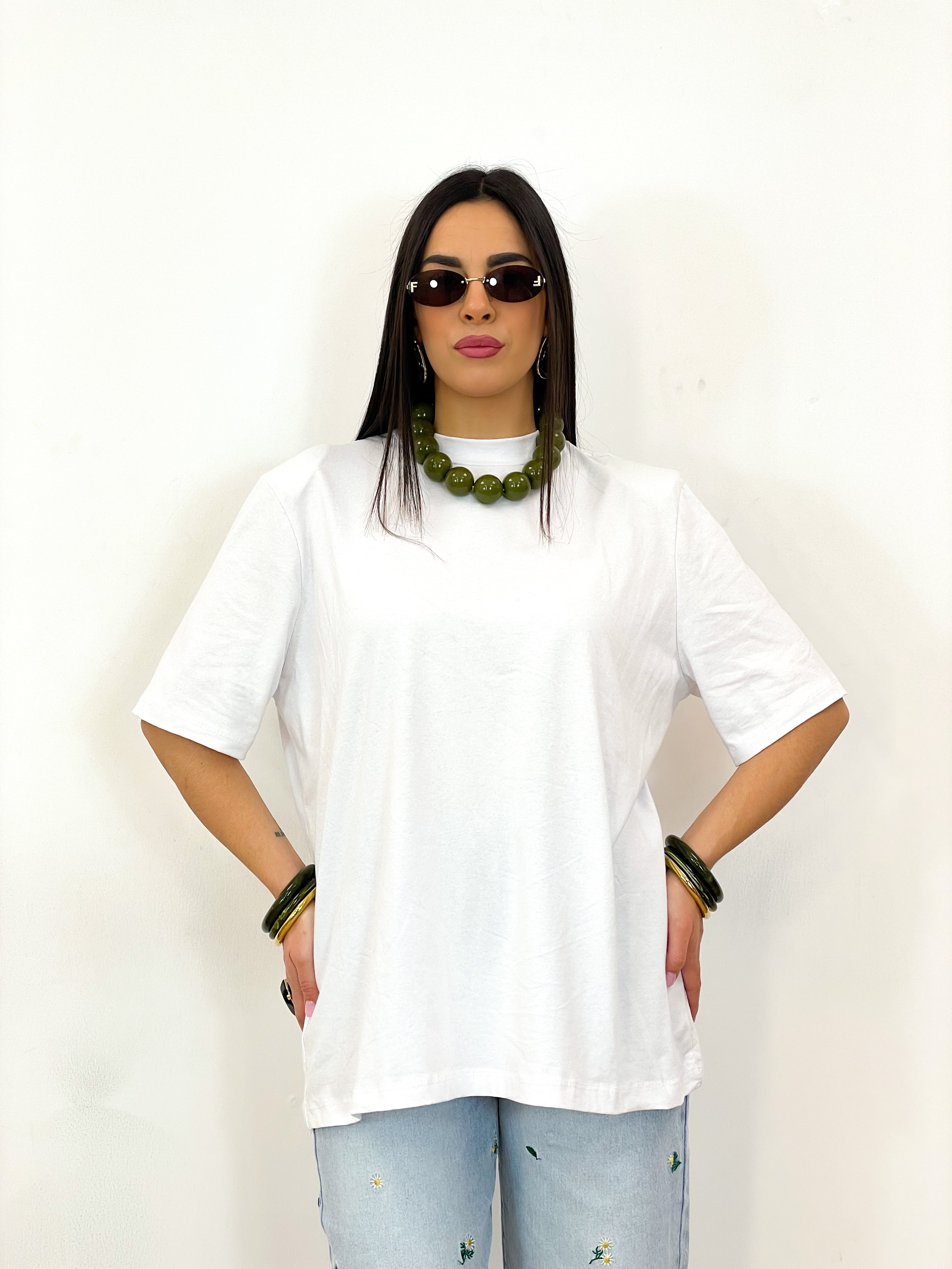 T-Shirt Over Bianca