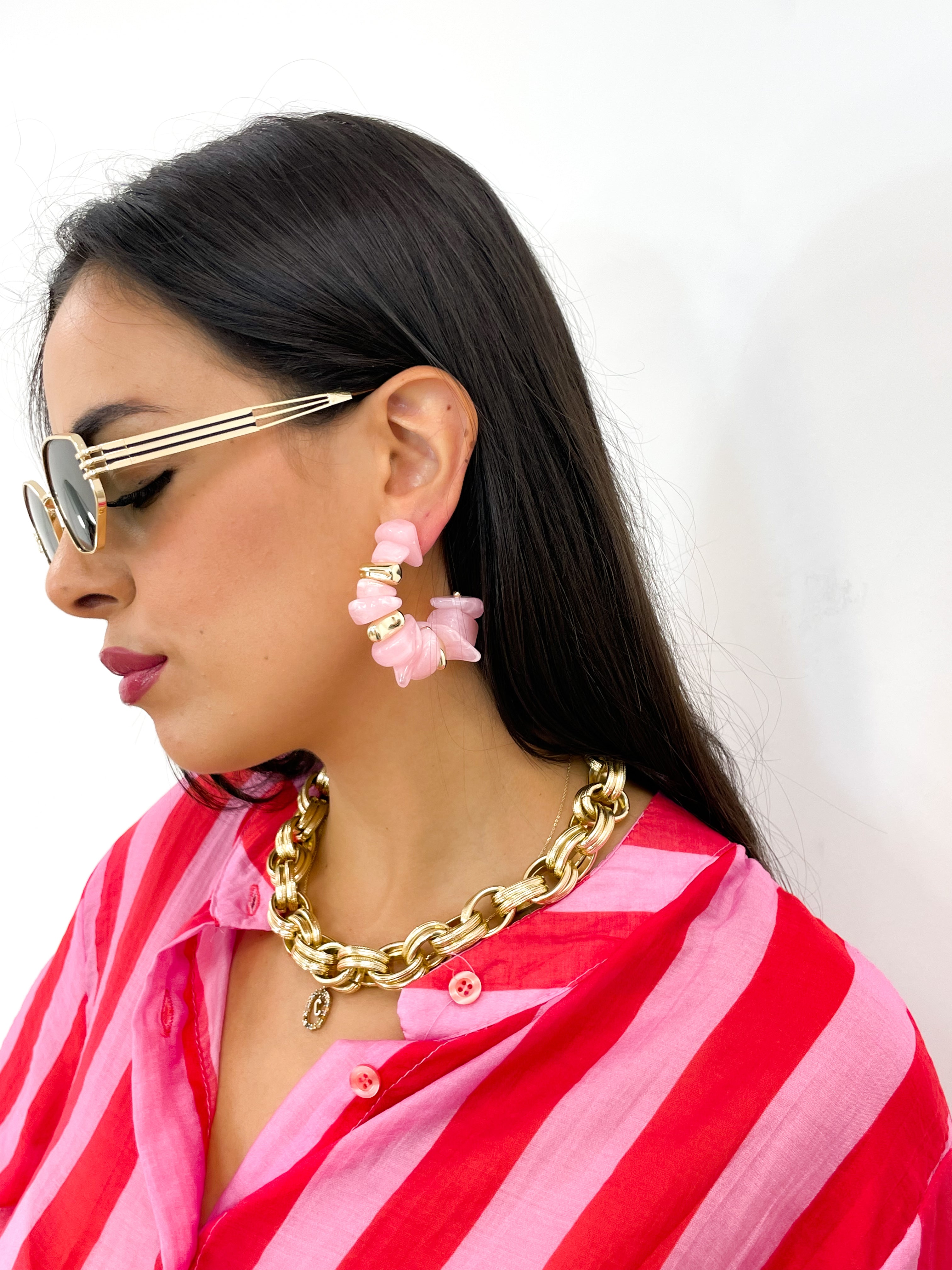 Orecchini cerchio madre perla rosa