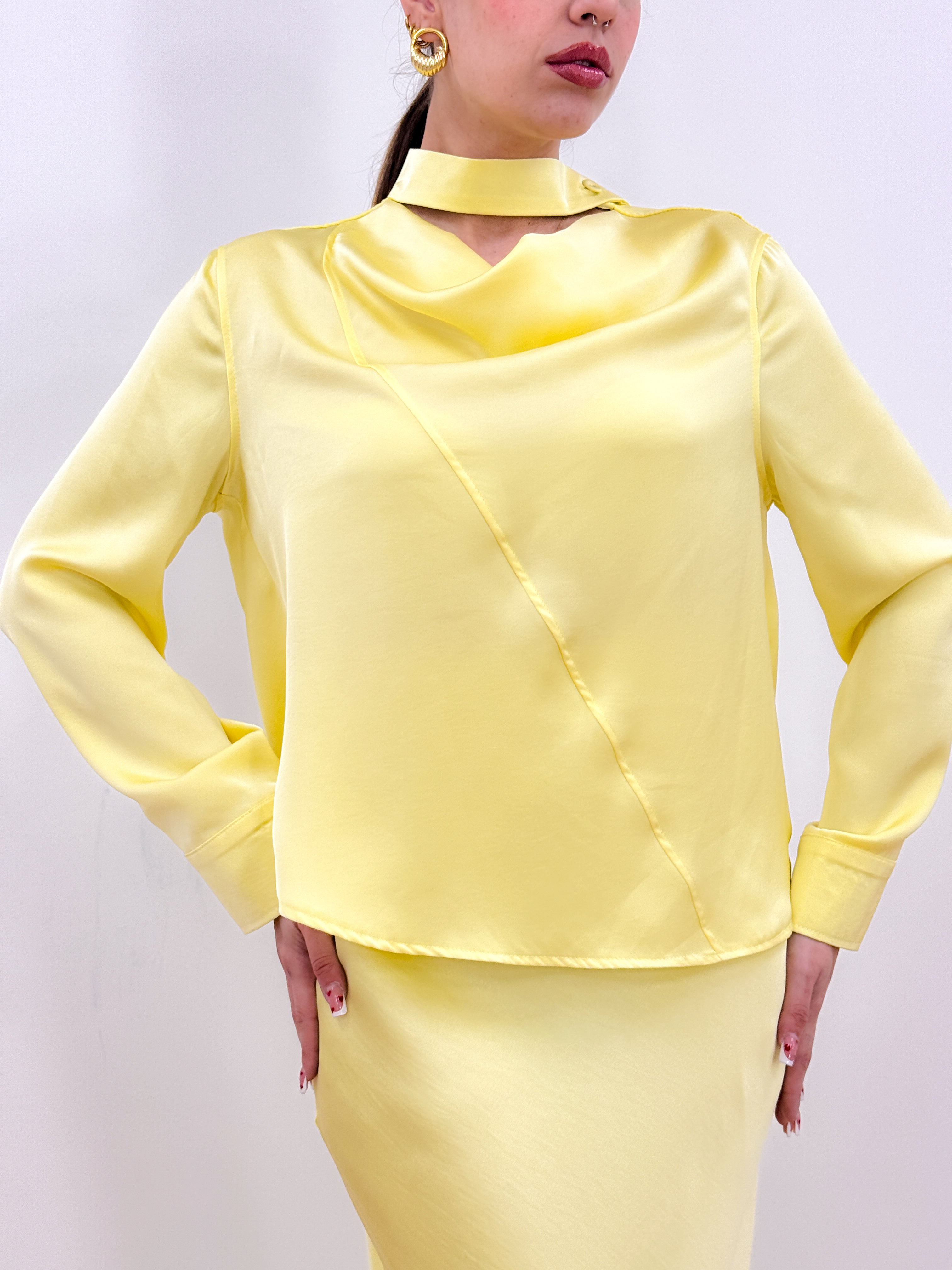 Blusa Satin Lumina GIALLO