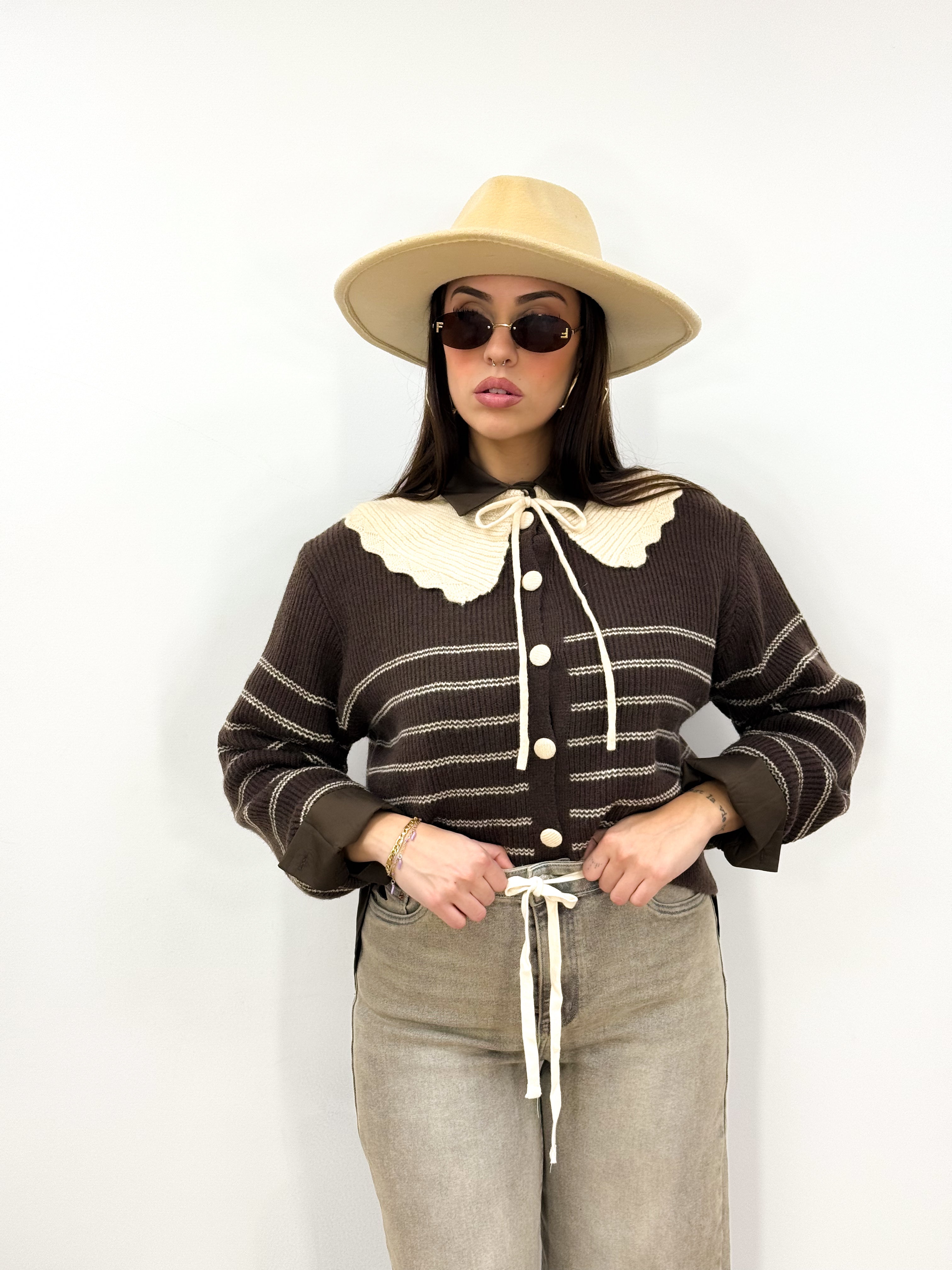 Maglioncino Bridgerton Marrone