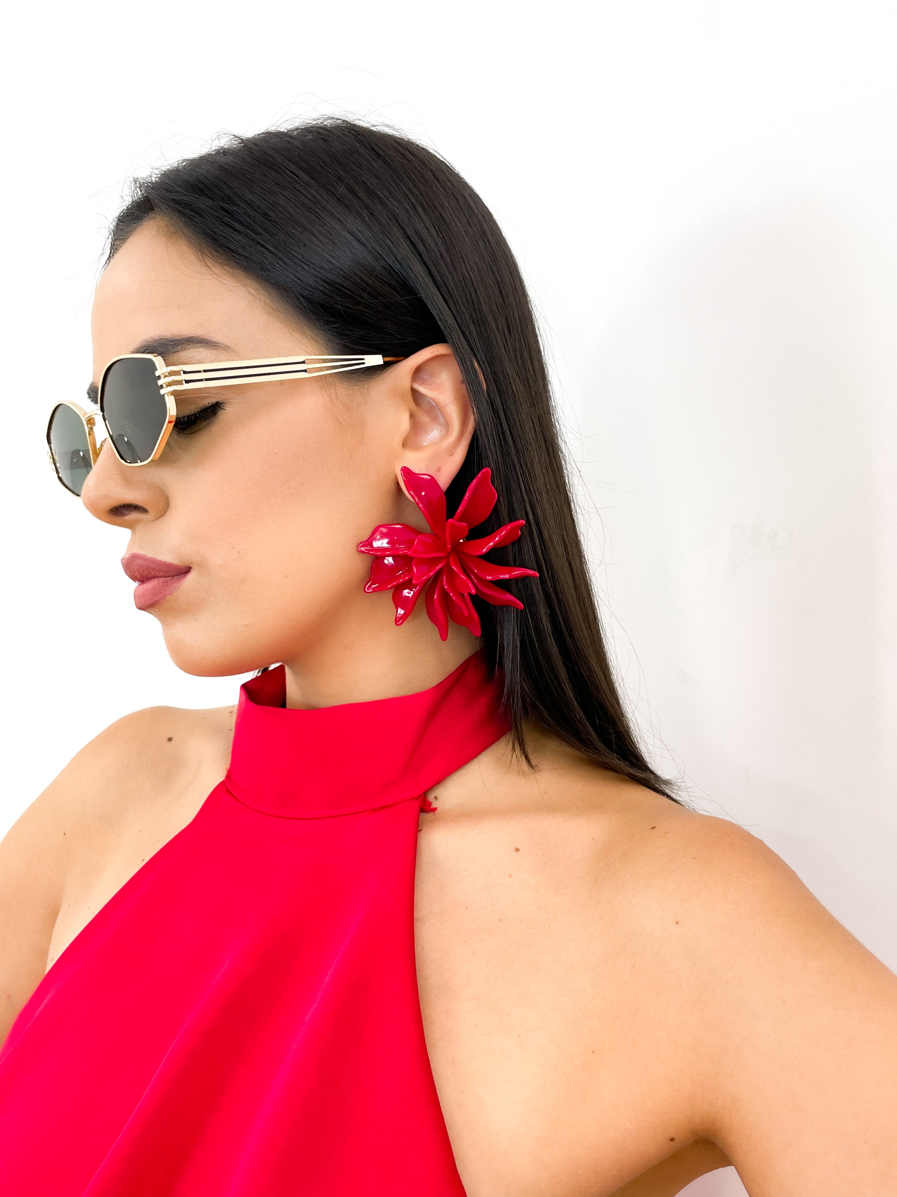 Orecchino fiore rosso