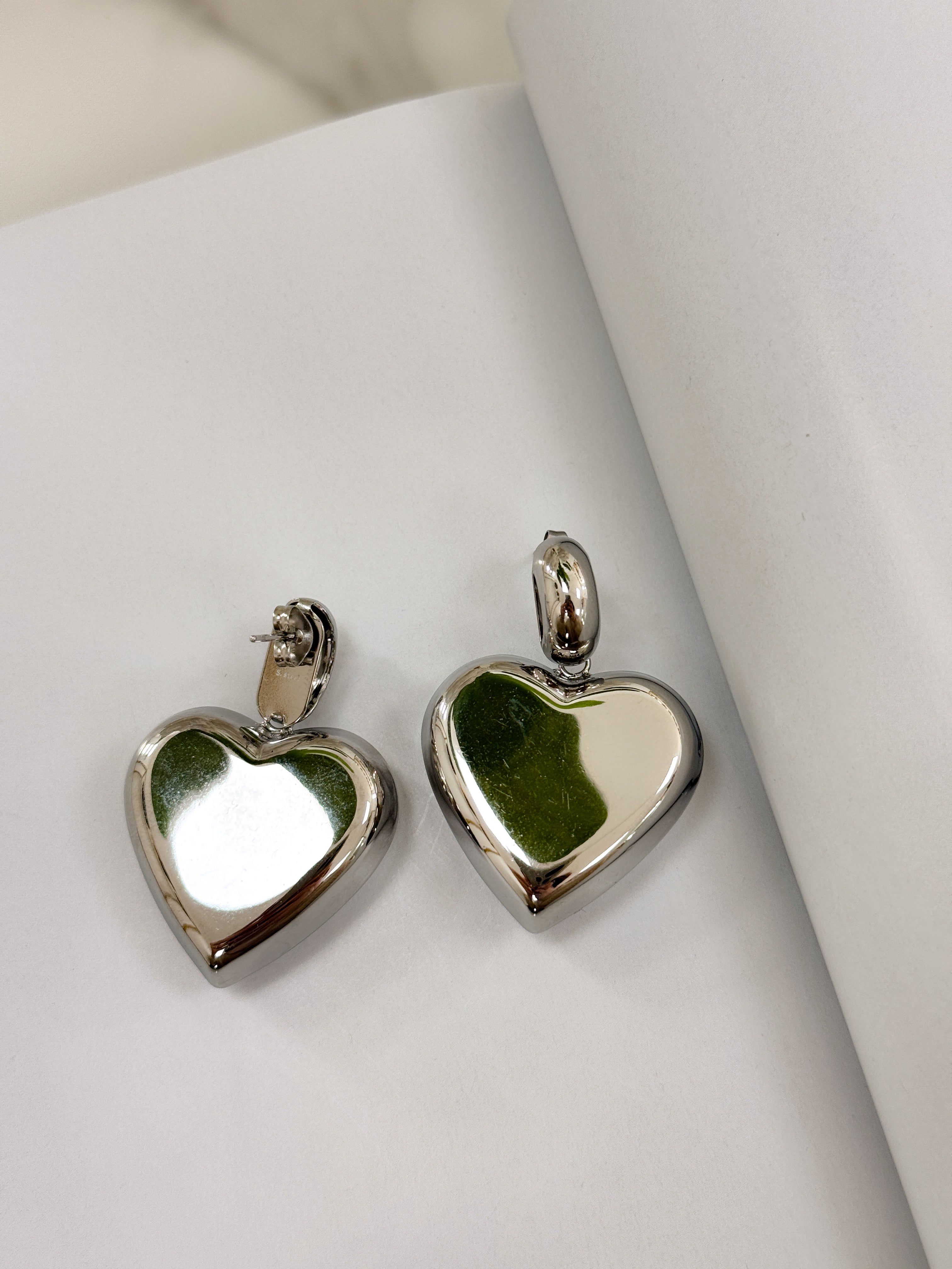 Orecchino Cuore Pendente ARGENTO