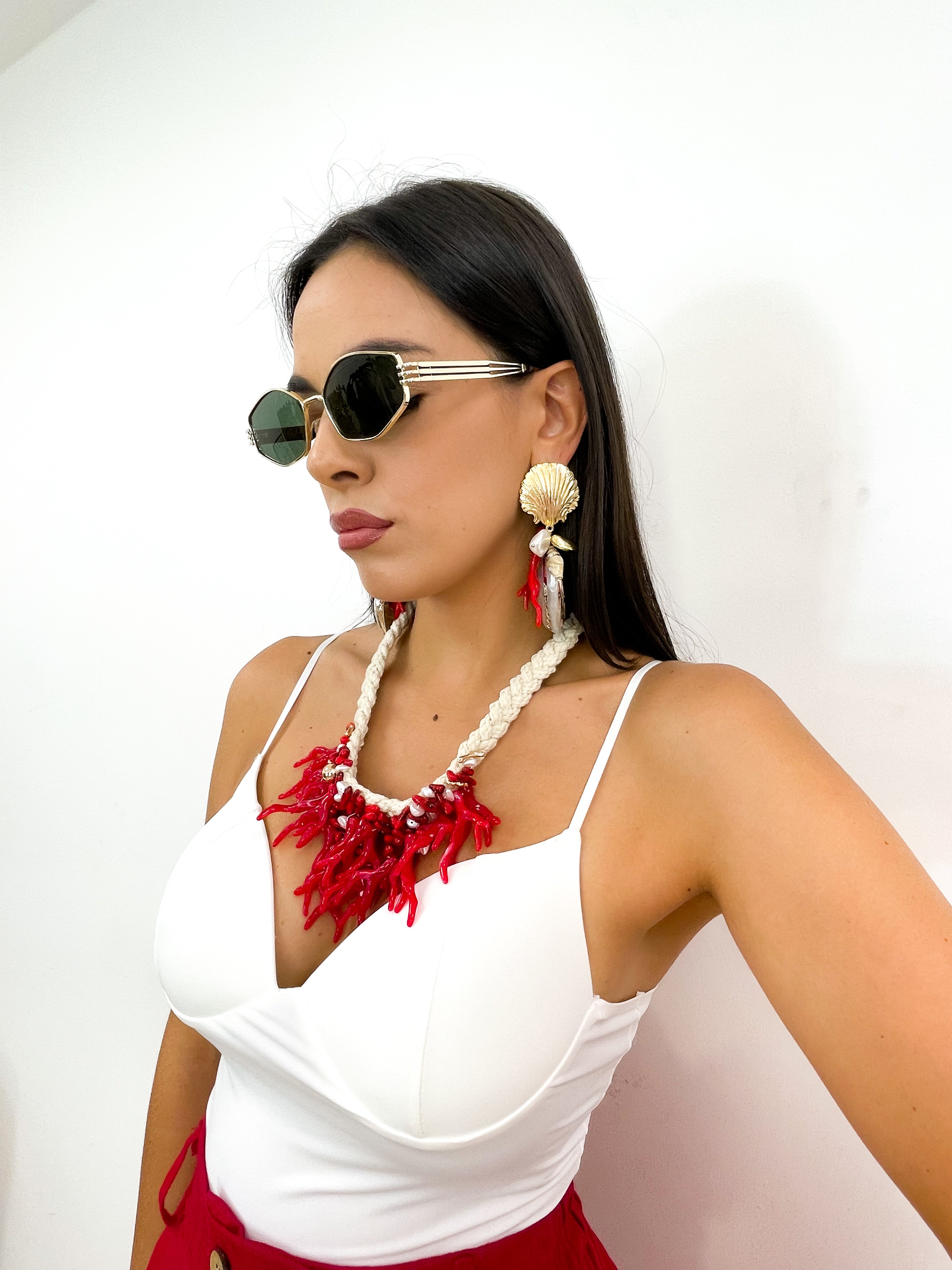 Collana corda e corallo