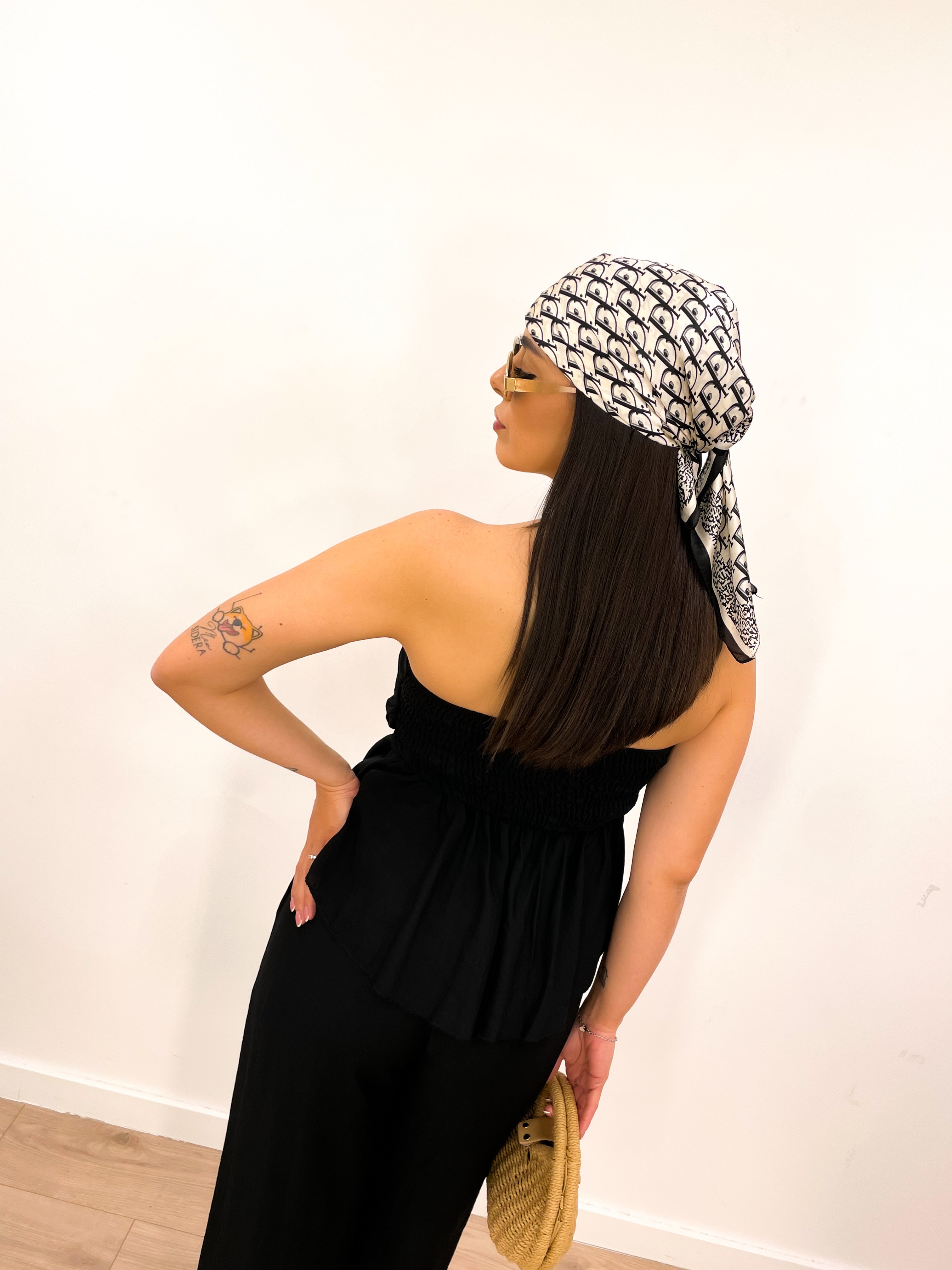 Foulard D bianco/nero
